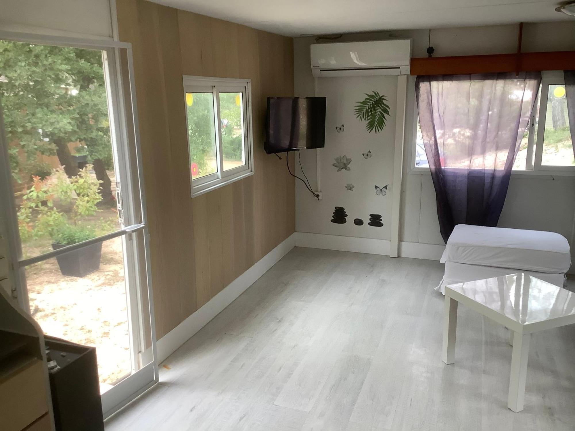 Bungalow Avec Piscine Privative Proche Aix En Provence La Barben Bagian luar foto